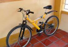 Reținut după ce a furat o bicicletă de la parterul unui bloc din Târgu Jiu