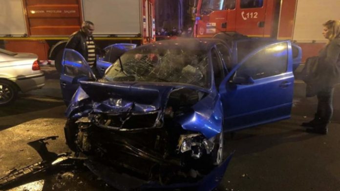 Accident cu 6 victime, la Târgu Jiu, după o cursă ilegală de mașini
