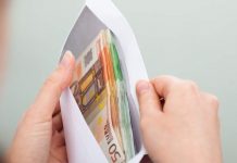 Bărbat reținut pentru că a oferit mită polițiștilor din Novaci