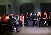 Elevi de liceu pregătiţi să devină actori