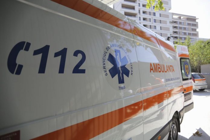Medicii de la Ambulanţa Gorj ar fi refuzat transportul echipei de epidemiologi la casa unui pacient suspect de coronavirus