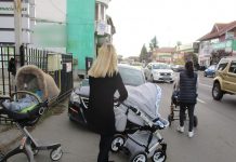 Trotuarele din Târgu Jiu au devenit în multe zone locuri de parcare