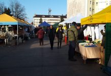 Zeci de producători la a șaptea ediție a Târgului Apicol de la Târgu Jiu