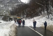 Circulația blocată, de două ore, pe Defileu!