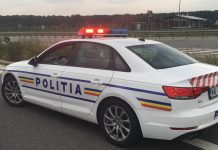 Un șofer, din Târgu Jiu, a ajuns la spital după ce a intrat cu mașina într-un cap de pod