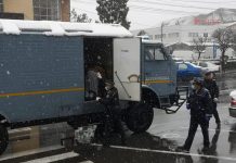 15:45 Amendați și mutați în centru de carantină