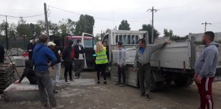 Opt persoane, depistate muncind „la negru” la Urdari și Târgu Jiu