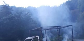Autovehicul ars complet pe Dealul Bujorăscu