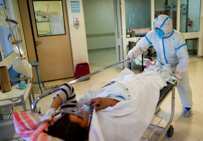 Au fost înregistrate 37 de decese (28 bărbați și 9 femei), ale unor pacienți infectați cu noul coronavirus, internați în spital
