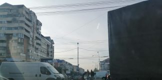 Un biciclist a fost acroșat astăzi de un șofer neatent pe pe bulevardul Constantin Brâncuși din Târgu Jiu
