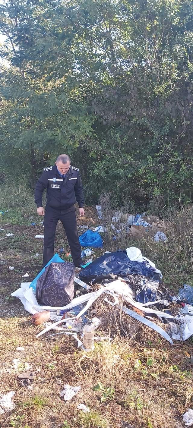 Gunoiul este abandonat periodic în zona de sud a municipiului Târgu Jiu