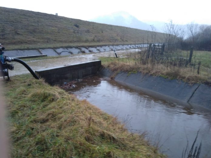 Cod portocaliu de inundaţii care vizează râuri din trei judeţe din Oltenia