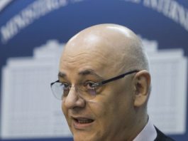 Dan Vîlceanu (PNL), solidar cu Arafat în şedinţa BEx PNL: „Pe cine să ascultăm în lupta cu pandemia, pe doamna Şoşoacă sau pe domnul Arafat?”