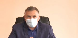 Viorel Rotaru, primarul din Bolboși, conderă că o parte dintre angajații instituției cam trag chiulul