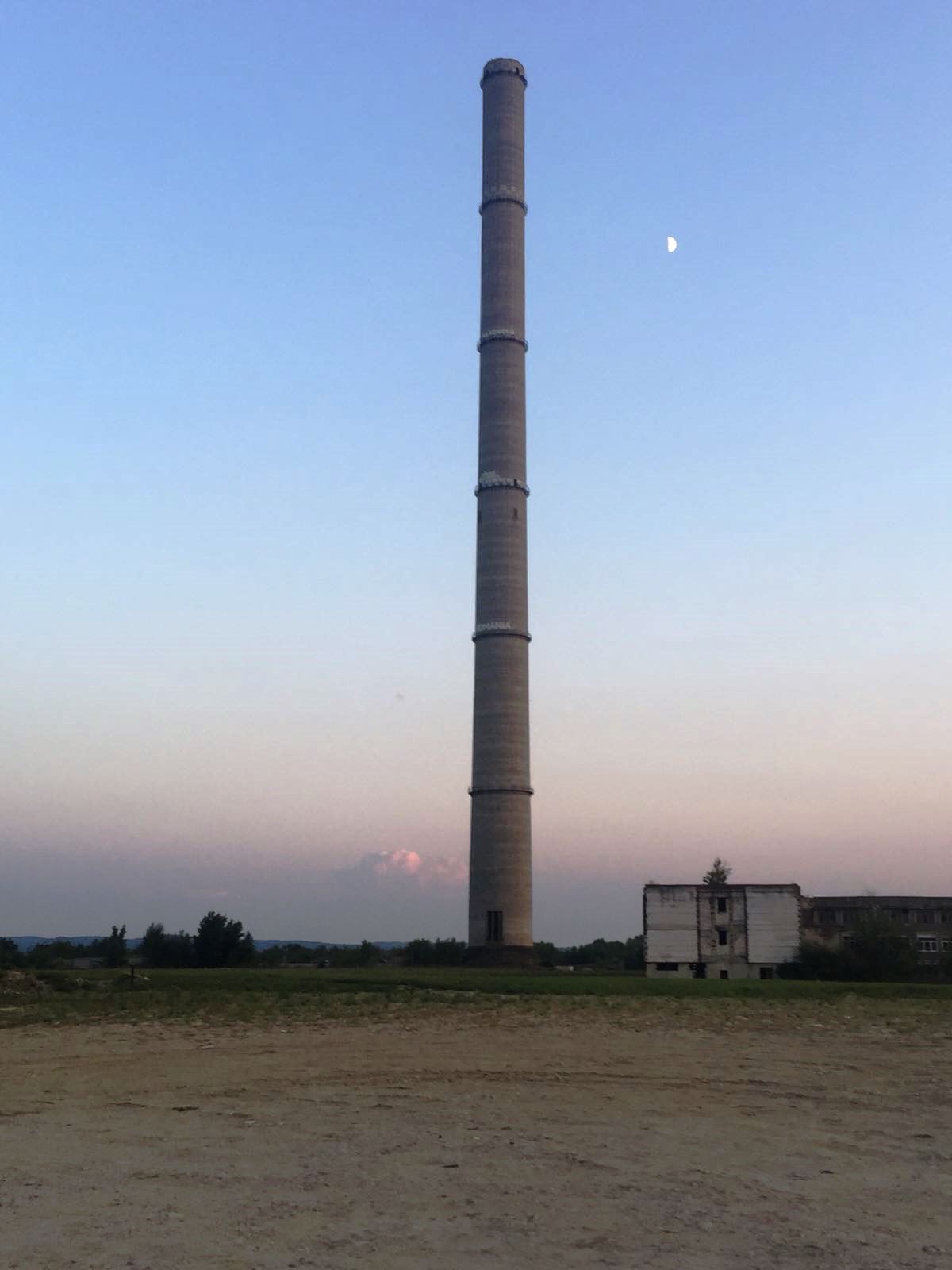 Turnul CET din Târgu Jiu are 256 de metri
