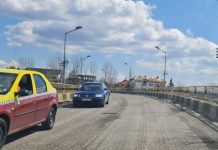 Se închide circulația pe pasarela din Târgu Jiu