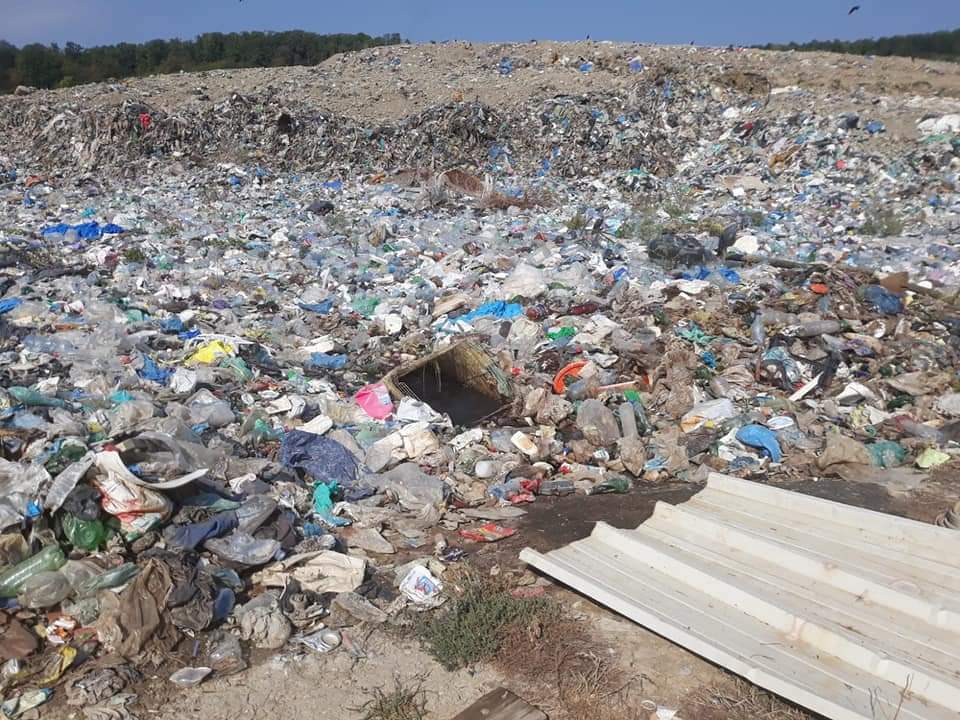 Depozitul de gunoi, amendat cu 30.000 de lei pentru lipsa unui studiu de impact