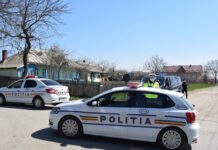 O fată de 12 ani din Gorj, bătută cu bestialitate de patru adolescente. Polițiștii au deschis dosar penal