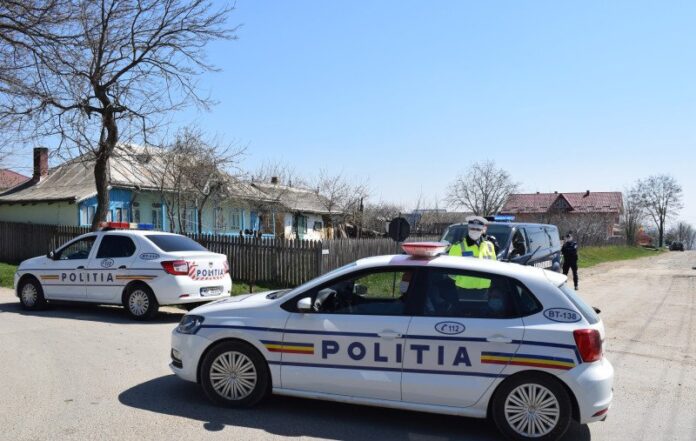 O fată de 12 ani din Gorj, bătută cu bestialitate de patru adolescente. Polițiștii au deschis dosar penal