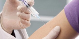 Târgu Jiu: IPJ face anchetă după ce o minoră a fost vaccinată anti-COVID