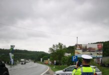 Un bărbat din Gorj a rămas fără permis auto a doua zi după ce l-a obținut, fiind prins circulând cu cu o viteza de 109 km/h în localitate