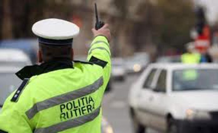 Gorj: Polițiștii au reținut 29 de permise auto în două ore