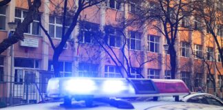 Două adolescente de 15 ani, abuzate sexual de un om de afaceri din Gorj. Individul a fost reținut de polițiști