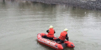 Gorj: Pompierii caută un minor căzut în râul Jiu