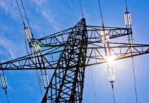 Prețul energiei pe bursă s-a triplat într-un an