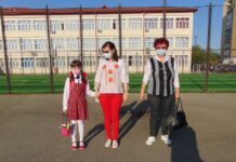 După un an de pandemie și lecții online, m-am întâlnit din nou cu colegii de clasă