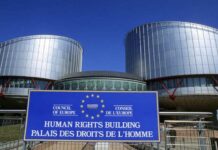 Lăsată fără copii după ce a început o relație homosexuală