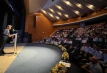 „Cât vrei să o închidem acum?”