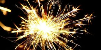 Un bărbat de 37 de ani, în stare gravă, după ce artificiile de Anul Nou i-au explodat în față, la Craiova