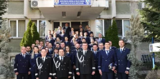 Peste 100 de polițiști gorjeni, avansaţi în grad de Ziua Poliţiei Române