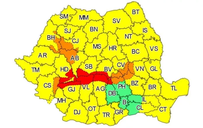 Cod roşu de vânt puternic în şapte judeţe