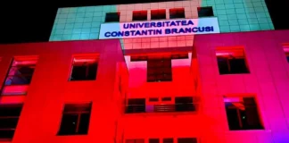UCB, iluminată în roșu pentru a marca Ziua Mondială de Luptă Împotriva TBC