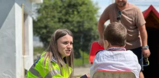 Polițiștii, în vizită la copiii cu dizabilități