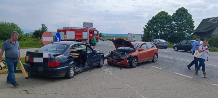 Bărbat rănit într-un accident rutier la Câmpu Mare