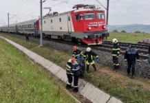 Elevă lovită de tren lângă o gară din judeţul Alba