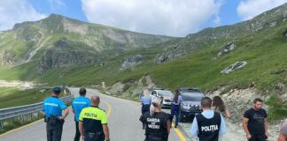 Transport ilegal de agregate minerale, depistat de Garda de Mediu la Rânca