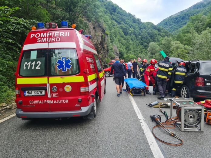 Accident rutier grav în Defileul Jiului