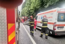 Gorj: Defileul Jiului, blocat pe ambele sensuri, din cauza unui accident rutier