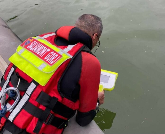 Salvamontiștii gorjeni, solicitați să caute un tânăr înecat în Hunedoara