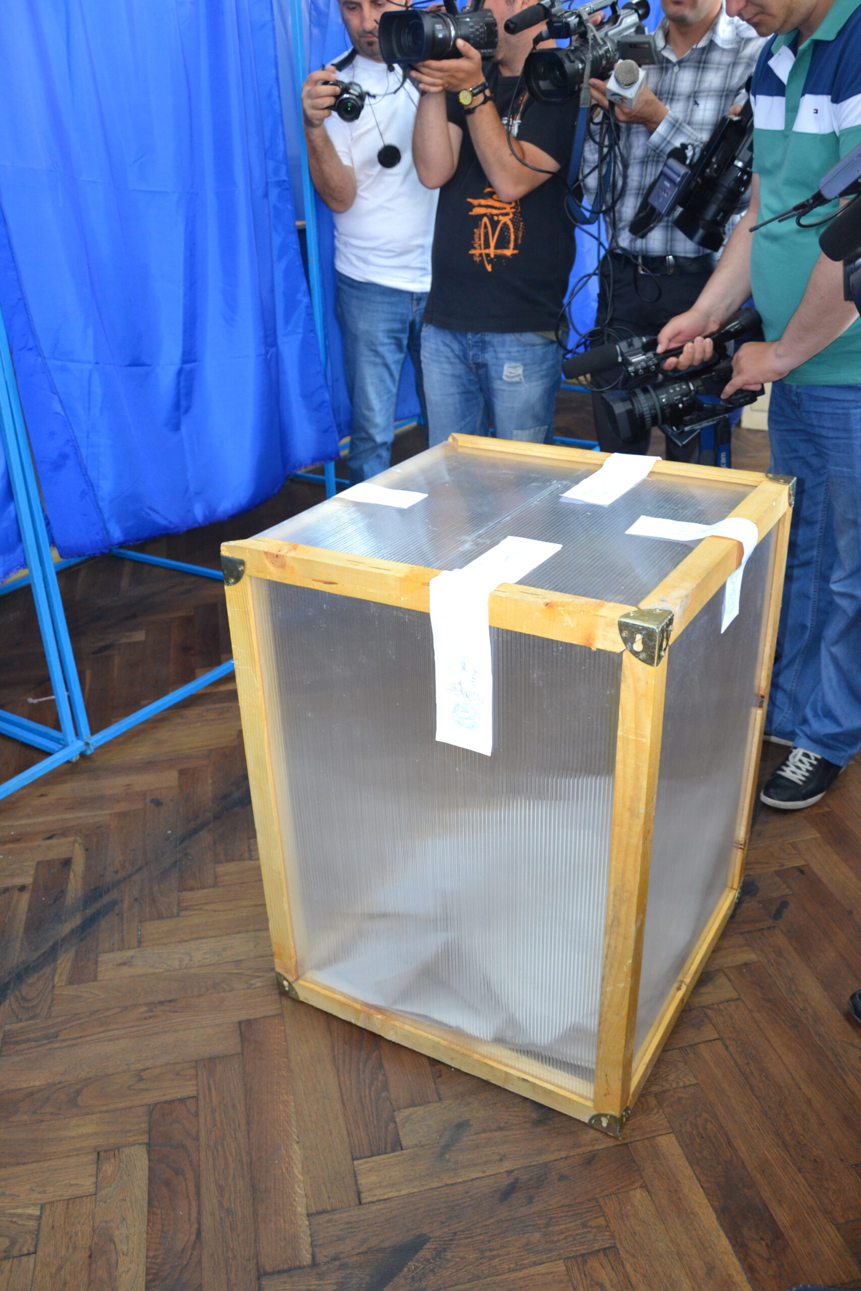 Alegerile locale și europarlamentare vor avea loc pe 9 iunie