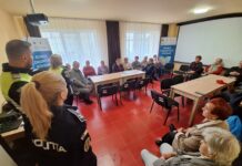 Gorj: Polițiștii au desfășurat activități informative pentru elevi în domeniul siguranței online Gorj: Polițiștii au desfășurat activități informative pentru elevi în domeniul siguranței online