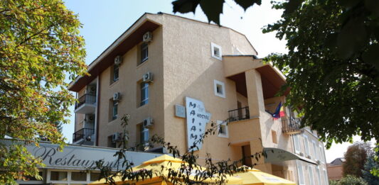 Hotelul deținut de CEO în Târgu Jiu