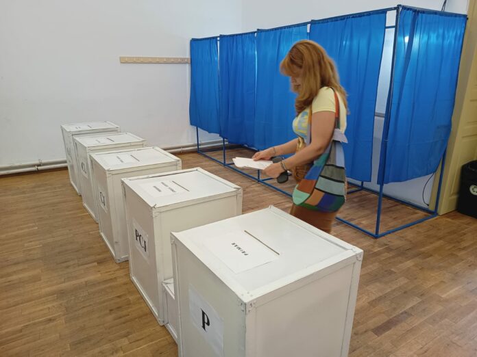 Un număr de 288.323 de persoane cu drept de vot au fost înscrise pe listele de la secțiile de votare din județul Gorj