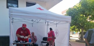 Crucea Roșie a instalat un cort în centrul orașului Târgu Jiu