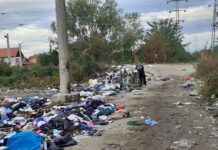 Sunt tone de haine aruncate în cursul unui an în diferite puncte din județul Gorj