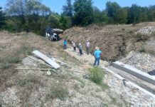 14:30 Câlnic: Lucrări pentru refacerea unui canal de scurgere a apei